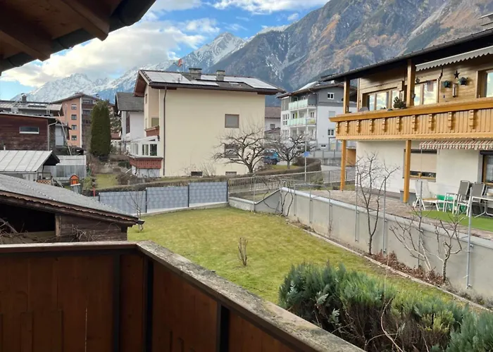 Am Fusse Des Karwendelgebirges